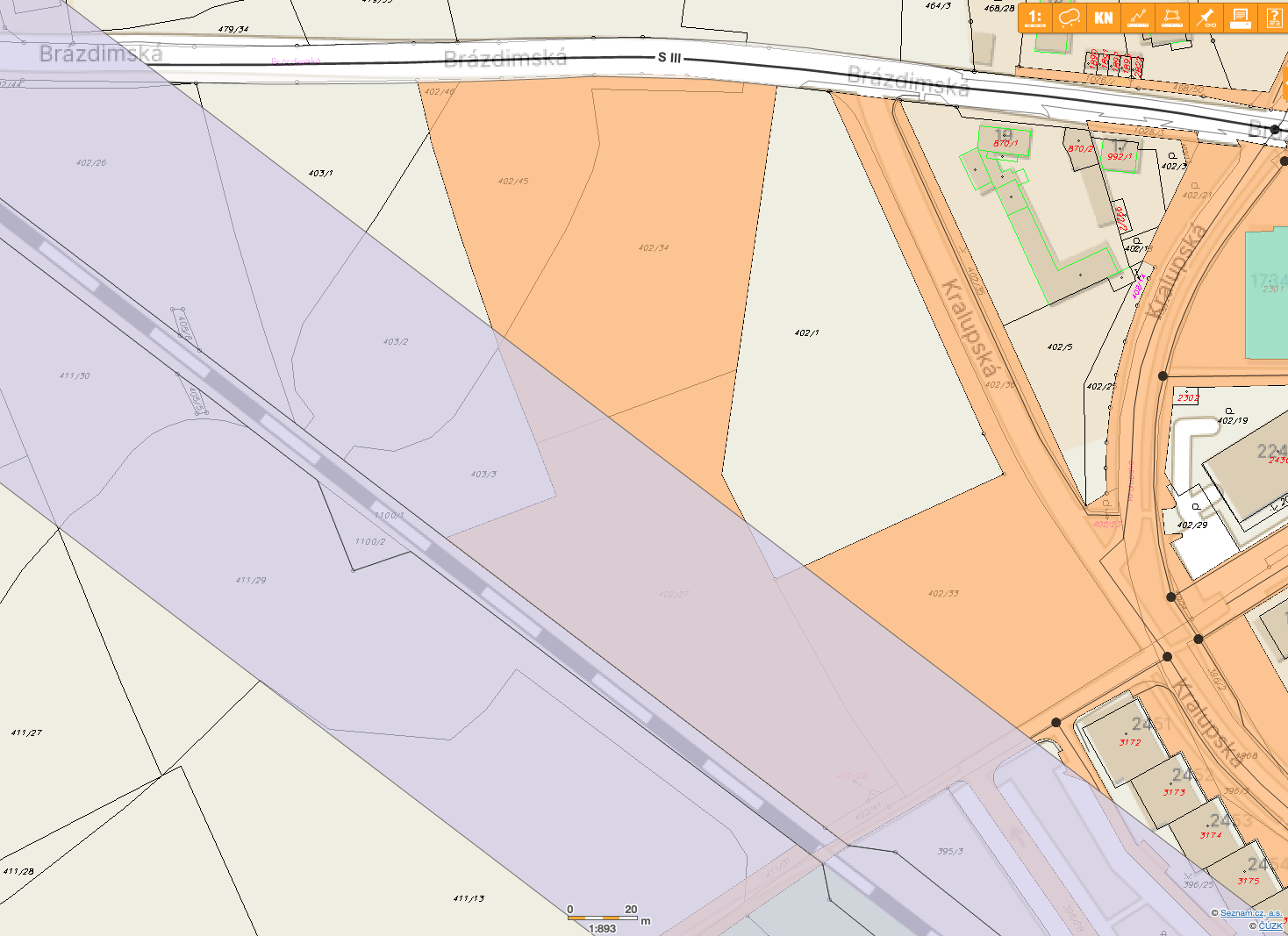 Katastrální mapa území mezi ulicemi Kralupská, Brázdimská a železniční tratí